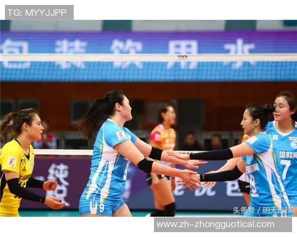 黄丽专访：从青涩球员到网球明星的成长之路回顾